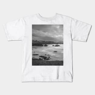 Pacific Excitement - Black and White Kids T-Shirt